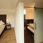 Golfhotel Gut Neuenhof 4*