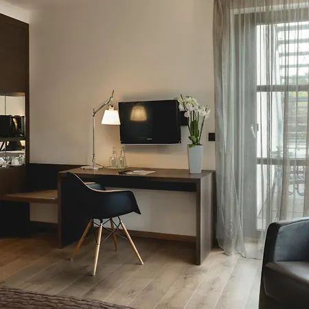 Golfhotel Gut Neuenhof 4*