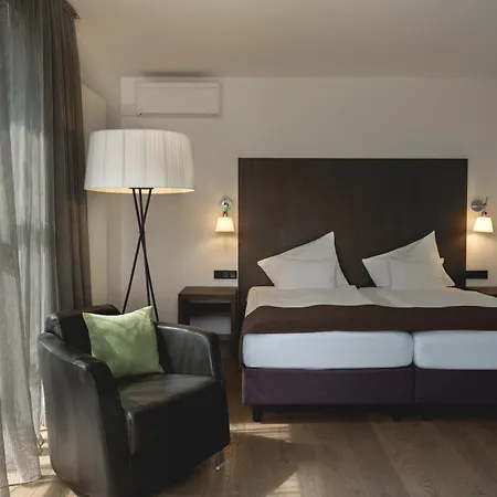 Golfhotel Gut Neuenhof מלון Fröndenberg