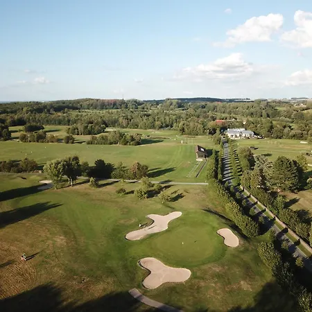 Golfhotel Gut Neuenhof מלון 4*