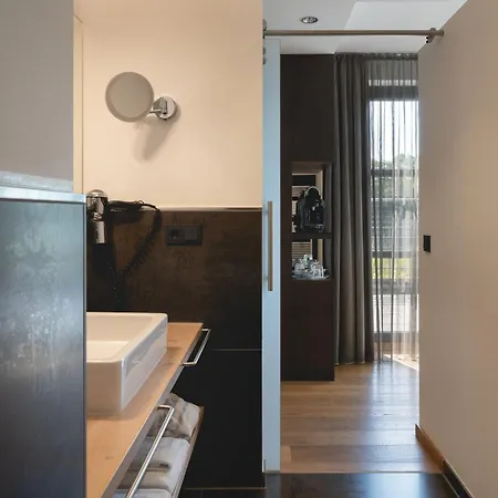 Golfhotel Gut Neuenhof 4*