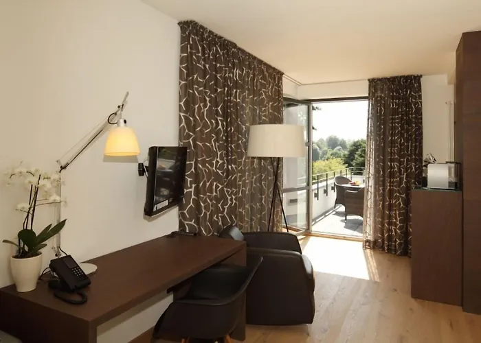 Hotel Golfhotel Gut Neuenhof 4*